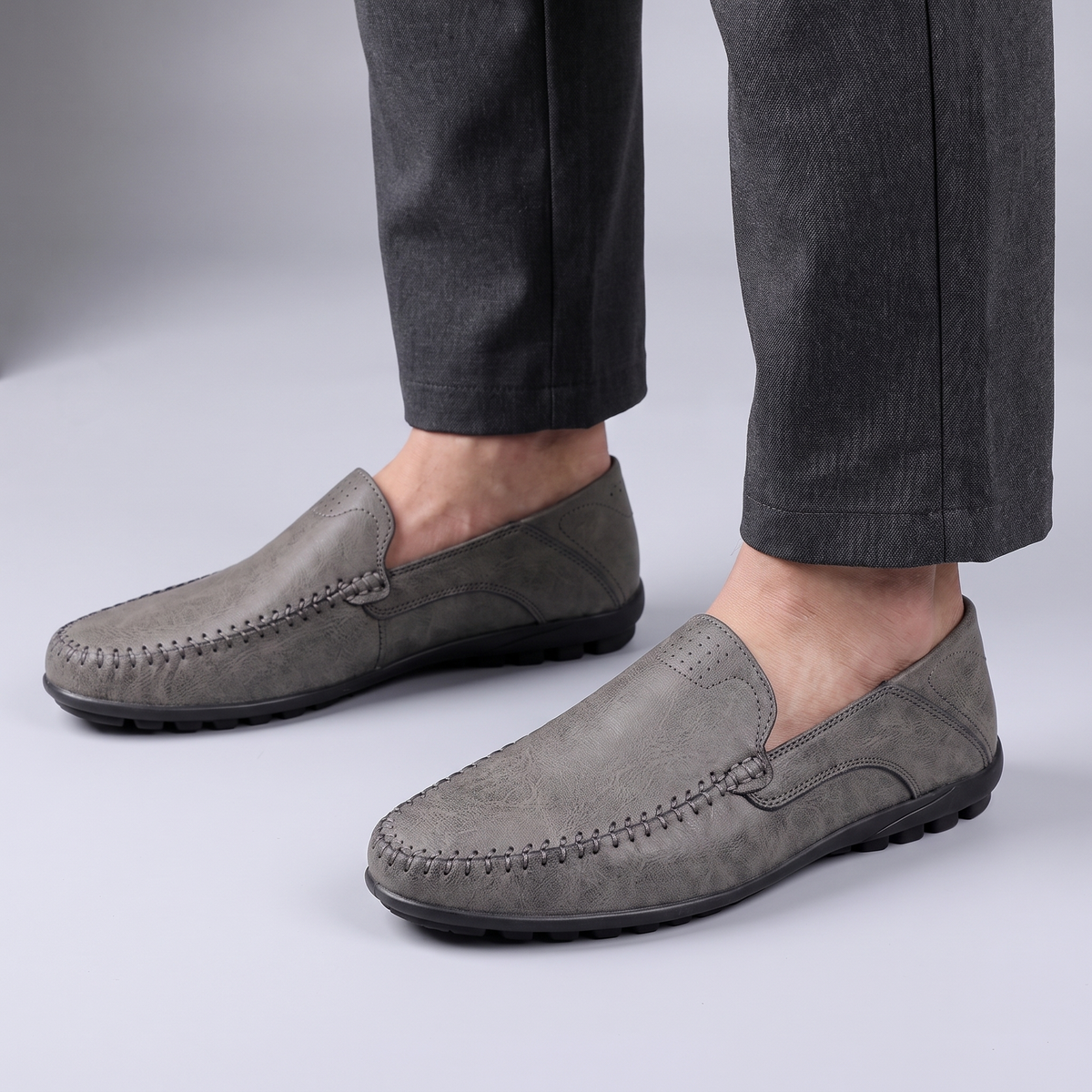 Marlow | Handstitched Moccasins
