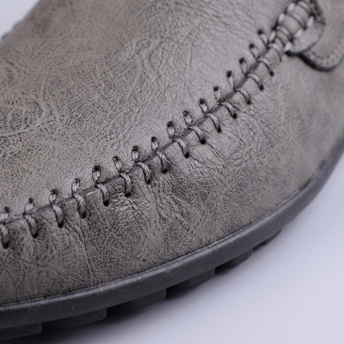 Marlow | Handstitched Moccasins