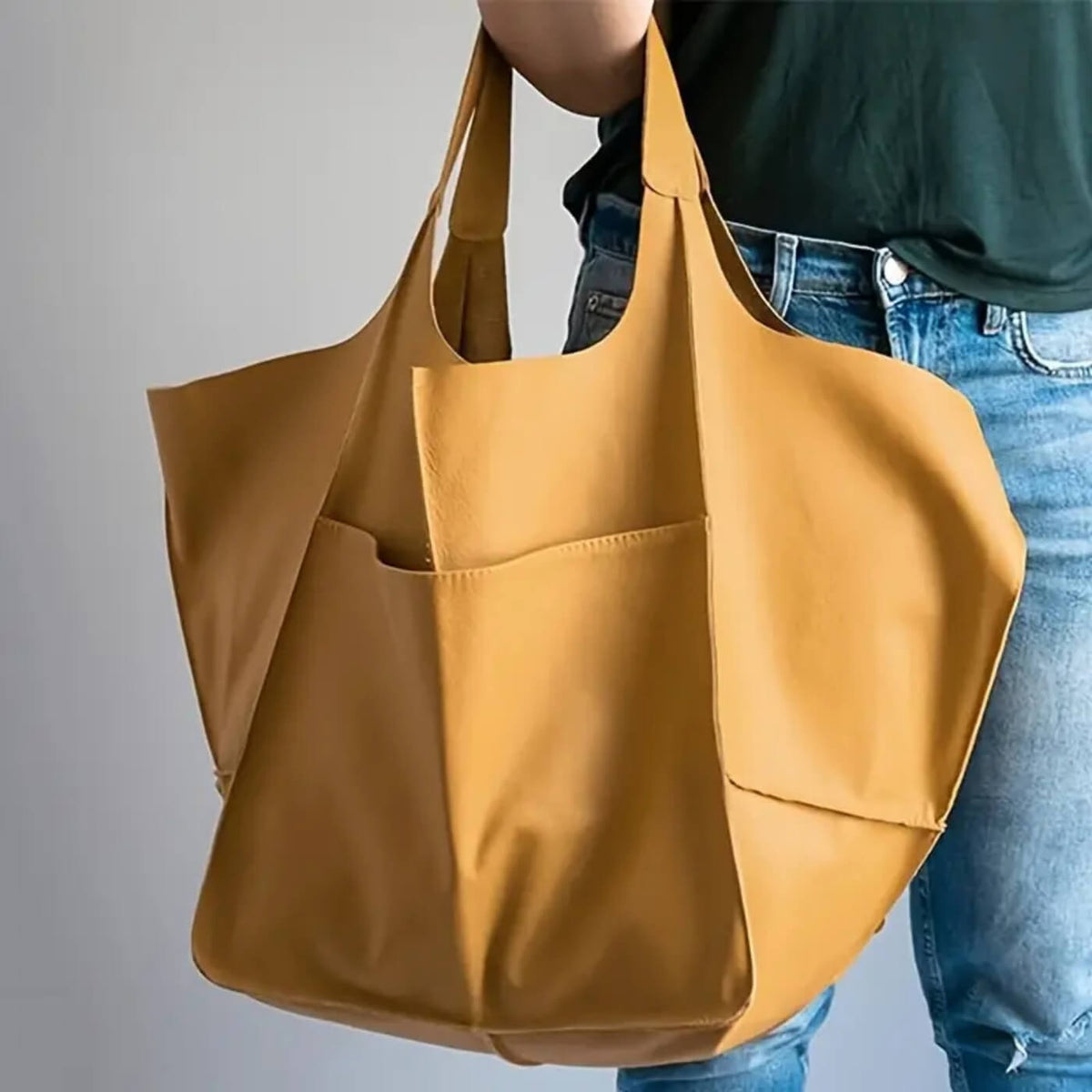 Rosaria's Minimal Carry | Tote Bag