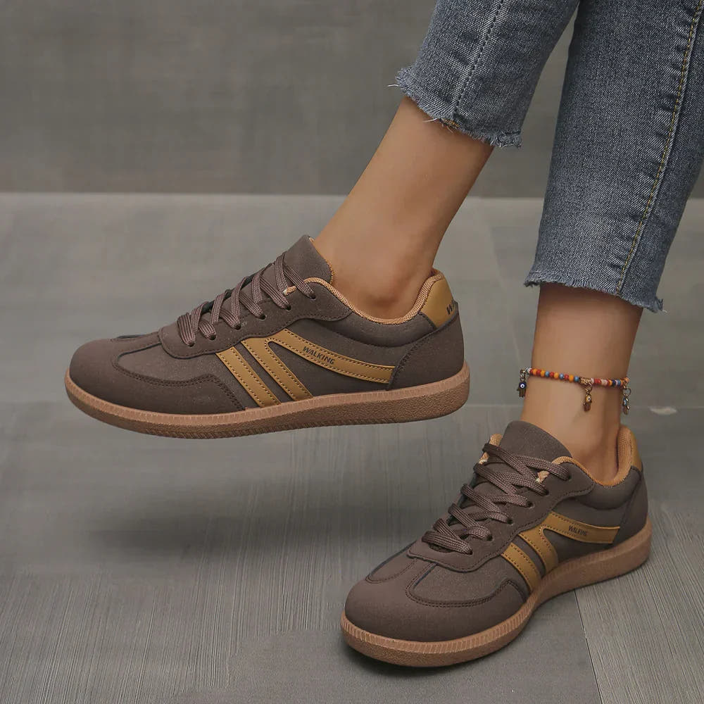 Deliza | Comfort Trainers