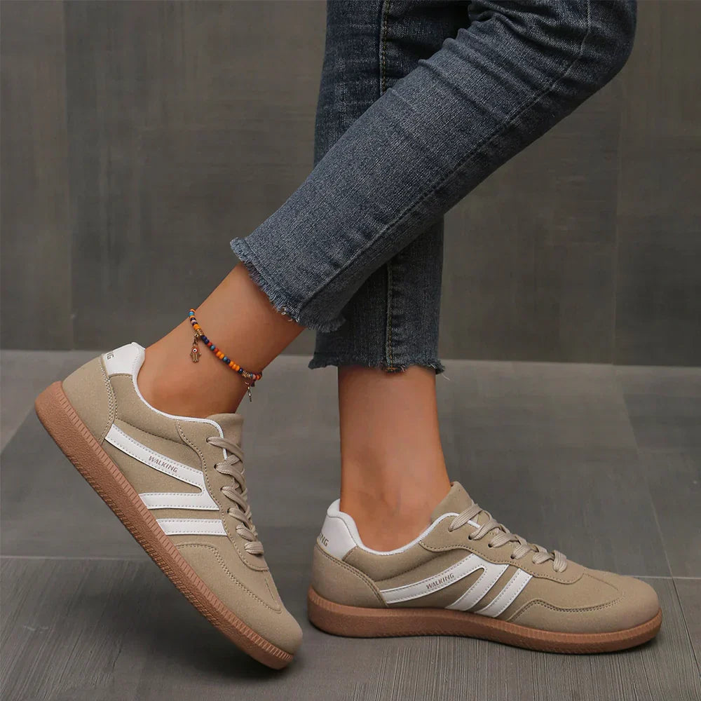 Deliza | Comfort Trainers