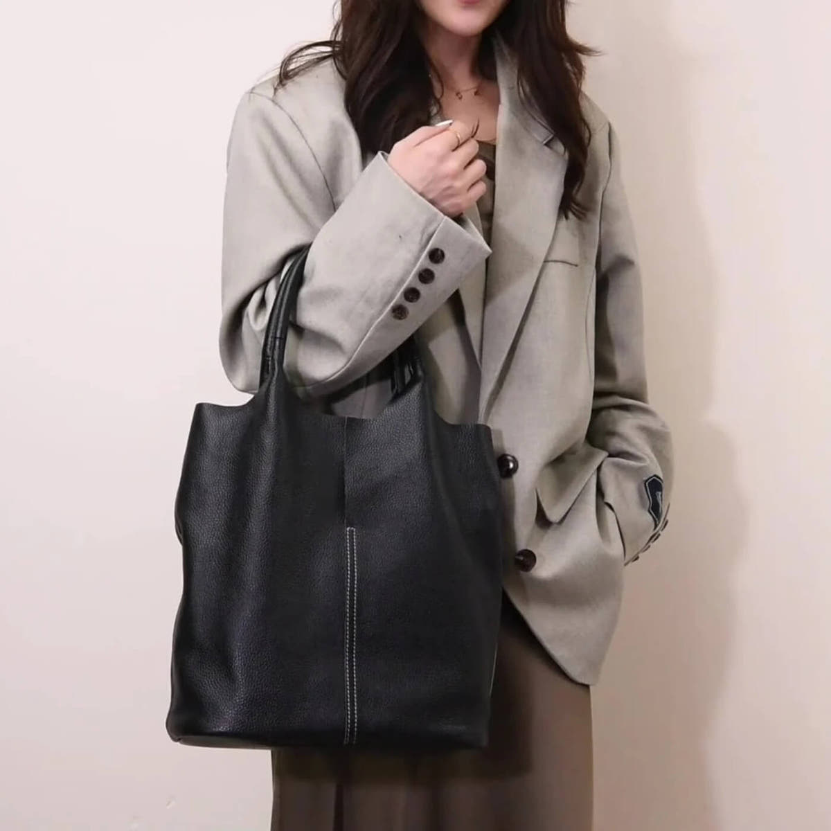 Stella's Structured Tote | Shoulder Bag