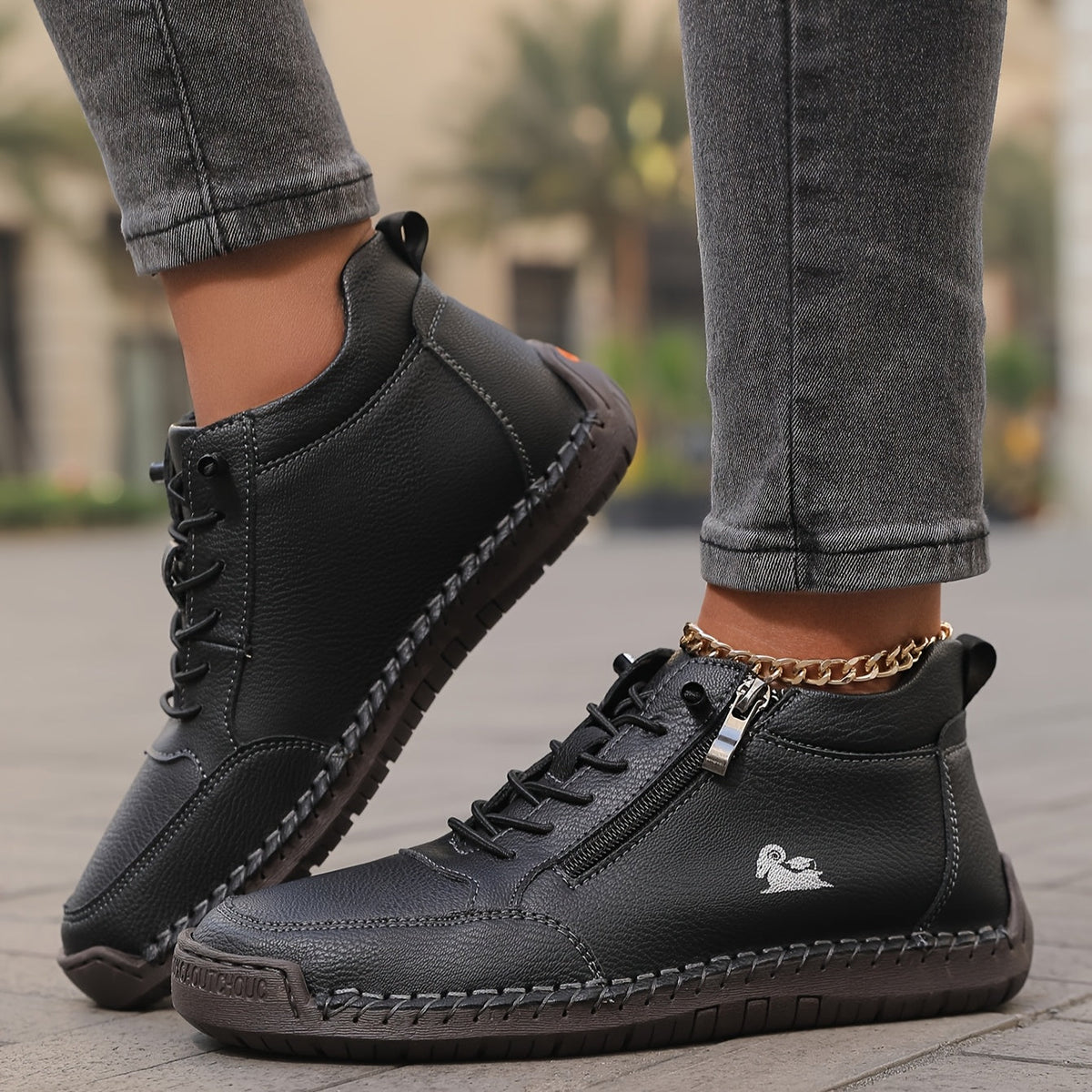 Mila – Comfortable sneakers + zipper