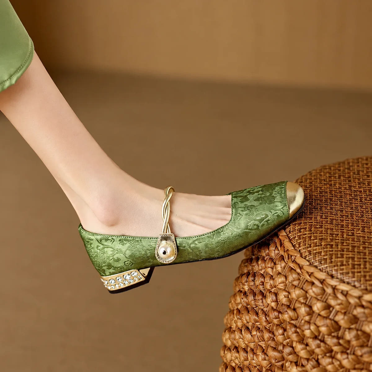 Adele Vintage Braided Pearl Strap Shoes
