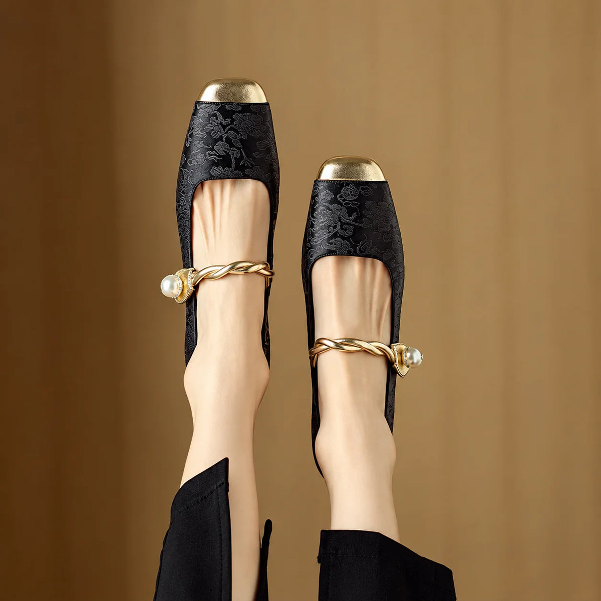 Adele Vintage Braided Pearl Strap Shoes