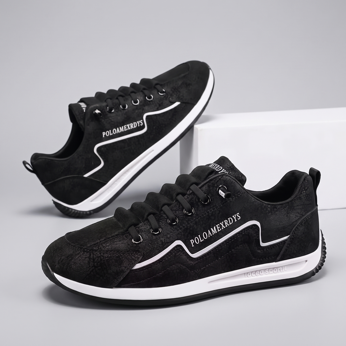 Classic | Active Trainers