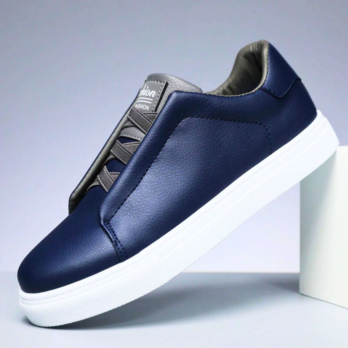 The | Lorenzo Sneaker