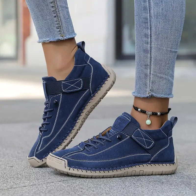 Mia – Comfortable Sneakers